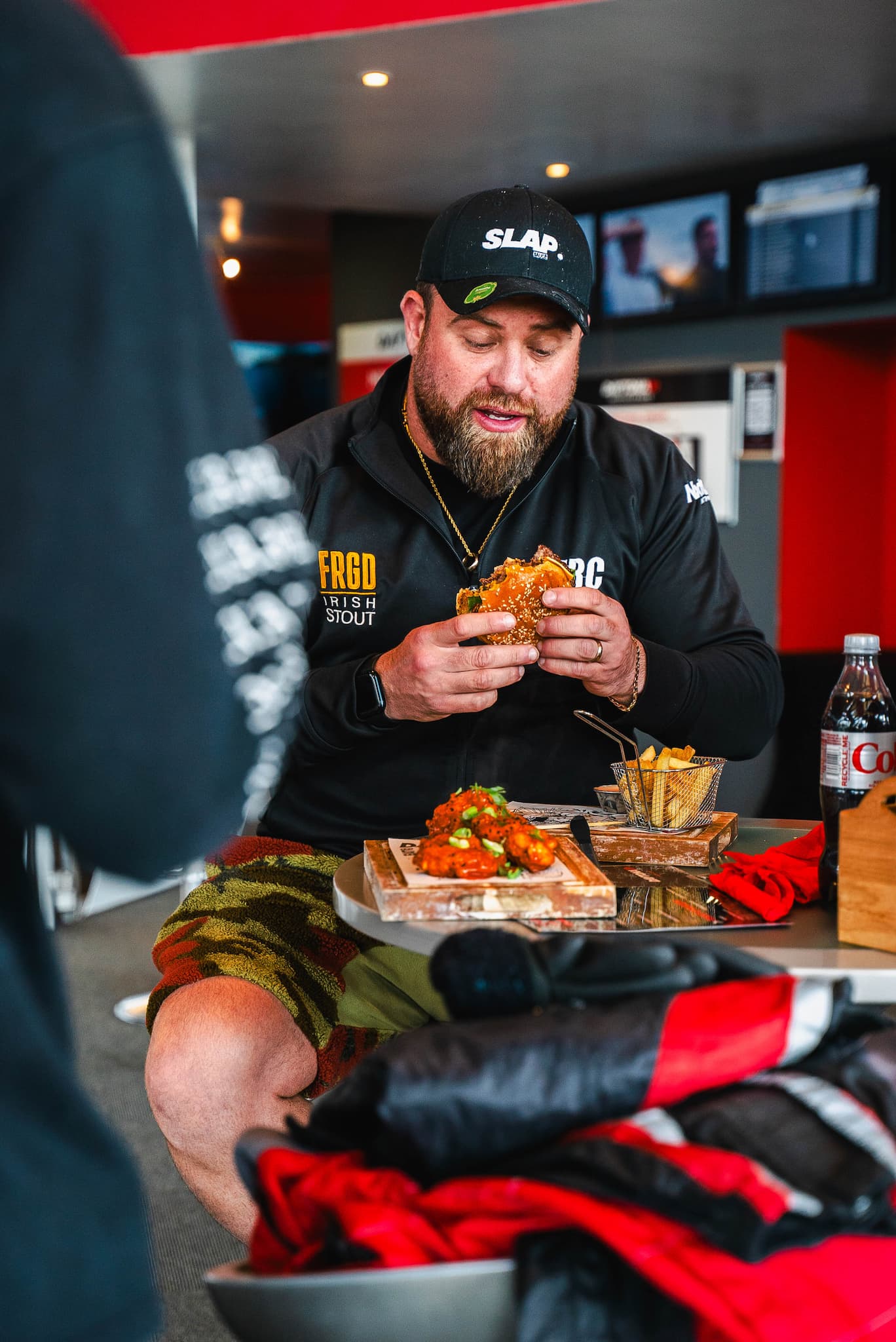 eating burger image
